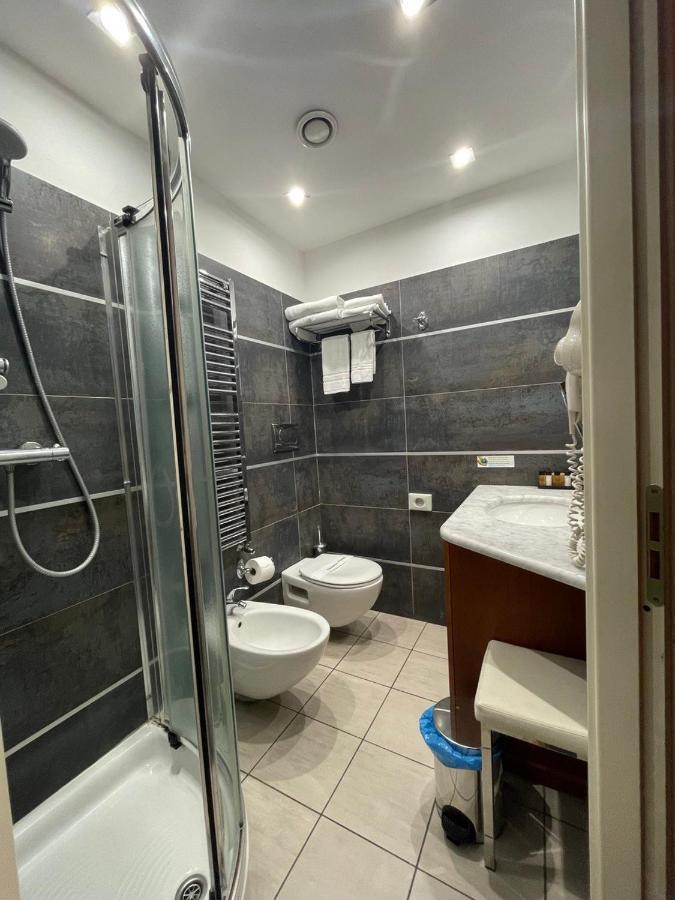Hotel Villa Savoia Turin Exteriör bild