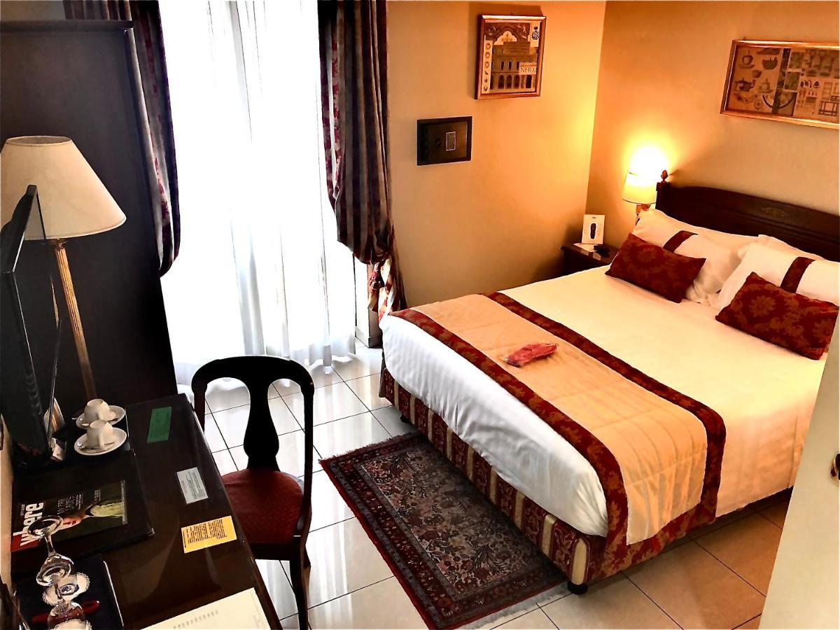 Hotel Villa Savoia Turin Exteriör bild